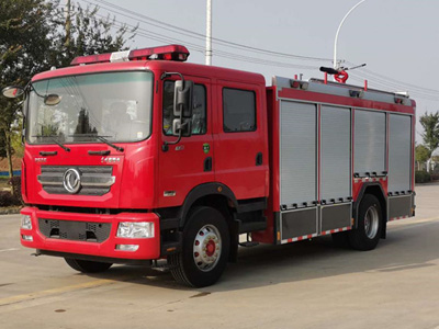 泡沫消防車